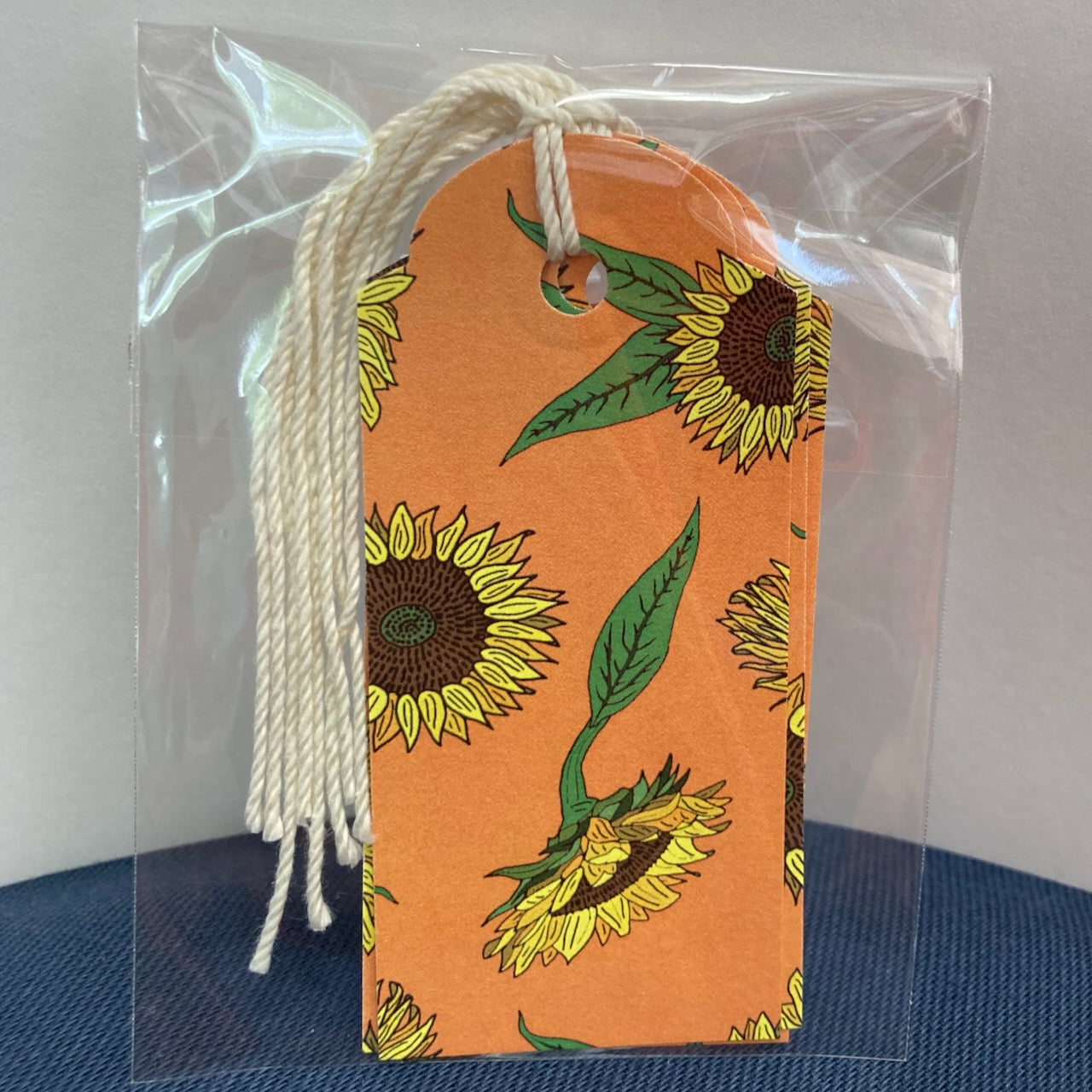 Single set of 4 Sunflower Gift Tags (4-pack, 10 color choices)