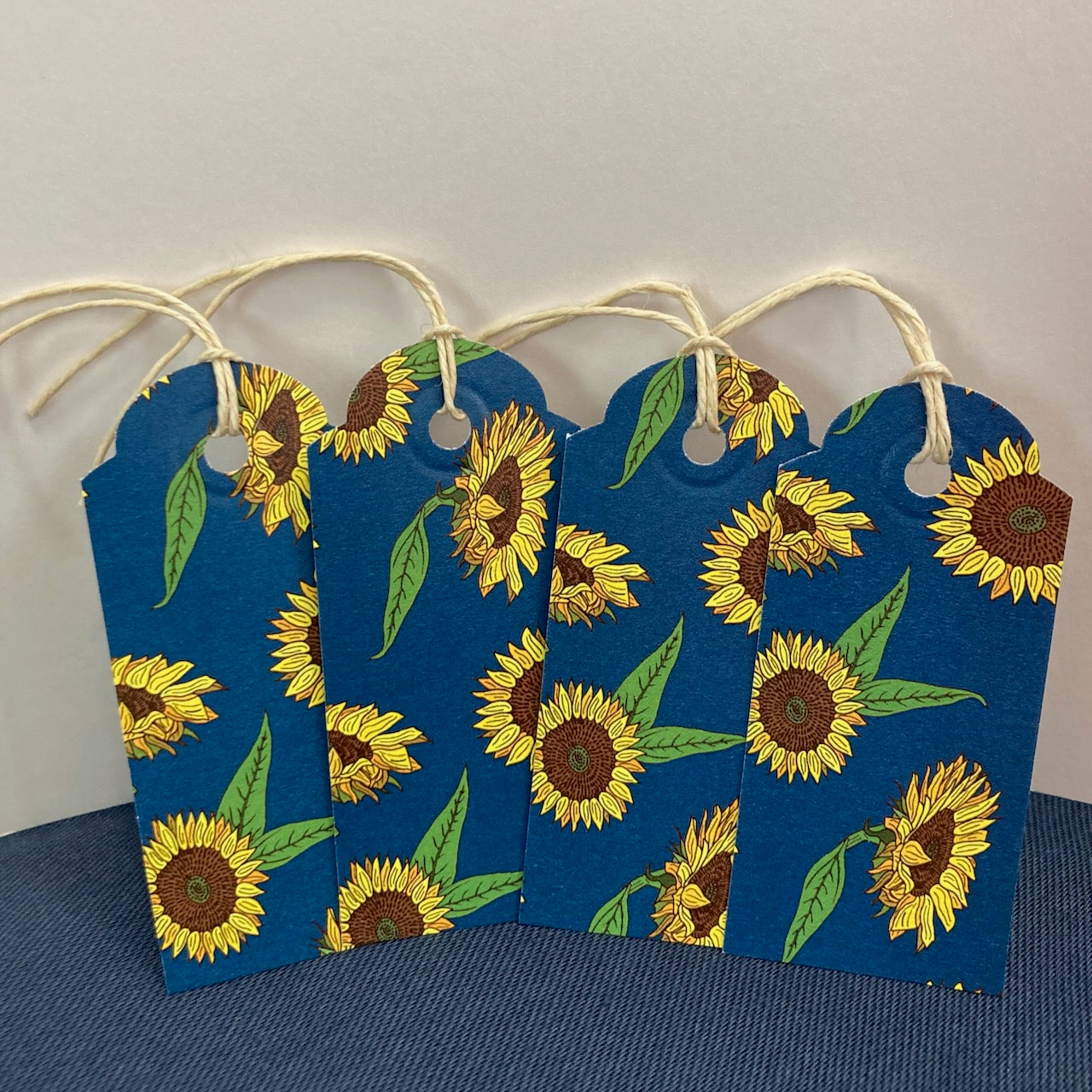 Set of 4 Sunflower Gift Tags (4-pack, 10 color choices)