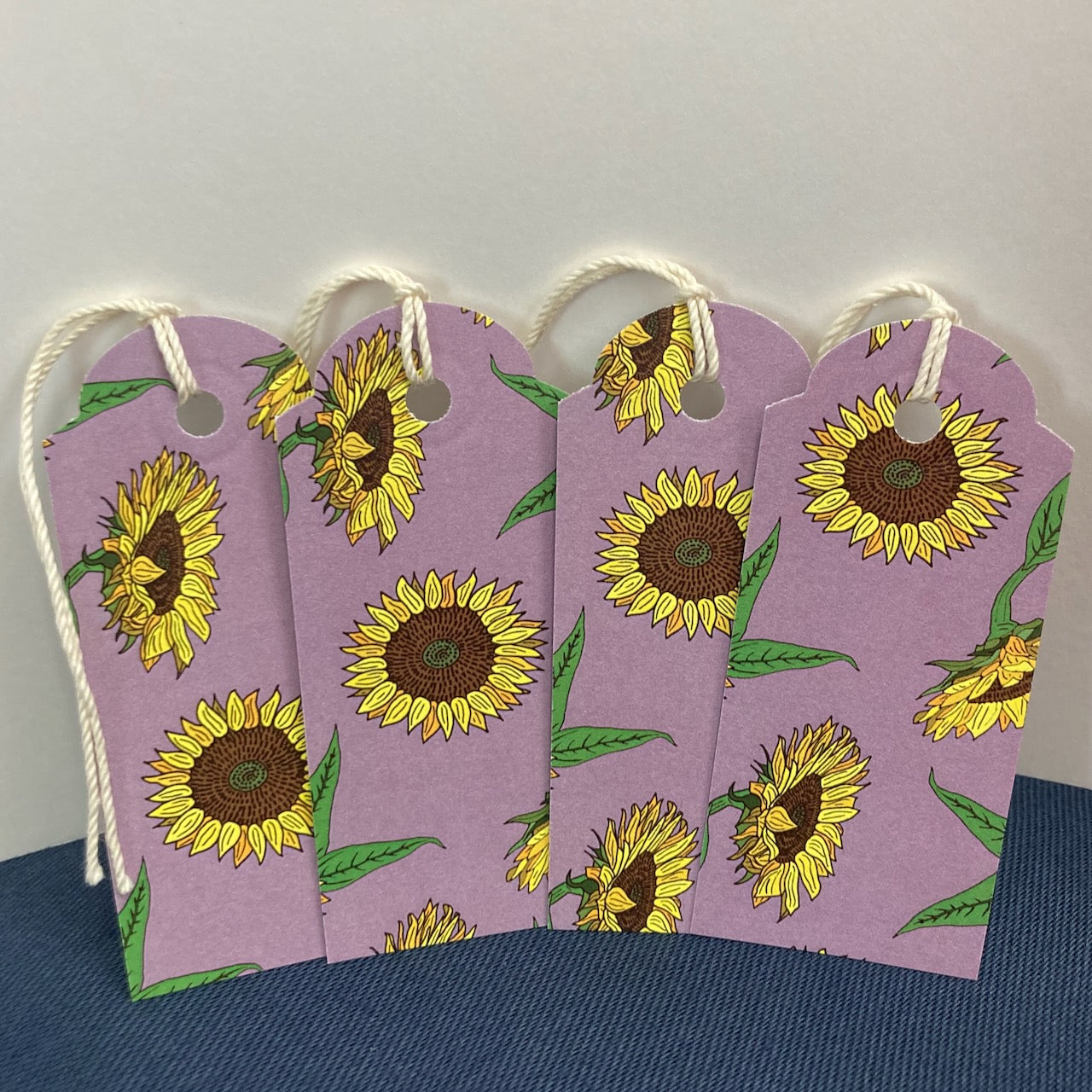 Single set of 4 Sunflower Gift Tags (4-pack, 10 color choices)