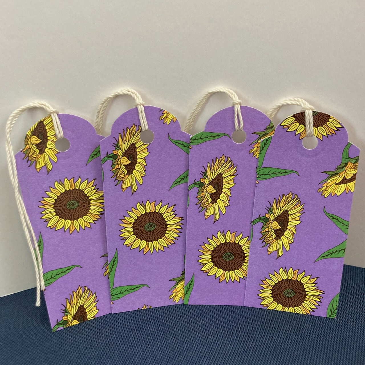 Single set of 4 Sunflower Gift Tags (4-pack, 10 color choices)