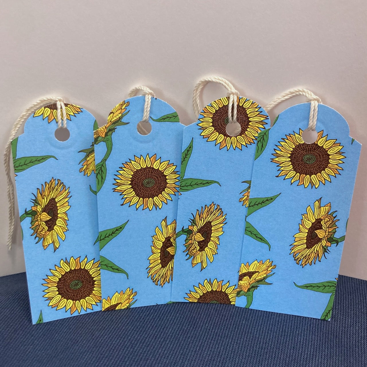 Single set of 4 Sunflower Gift Tags (4-pack, 10 color choices)